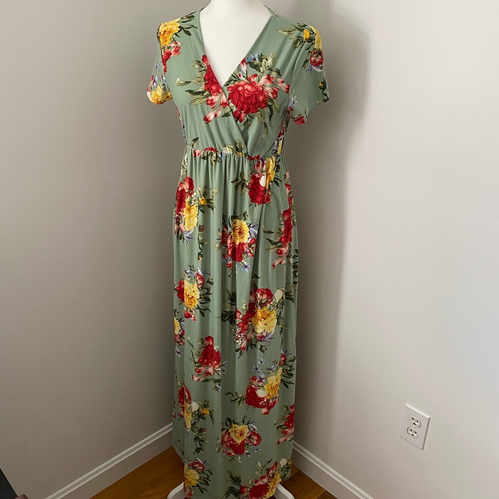 Maternity dress